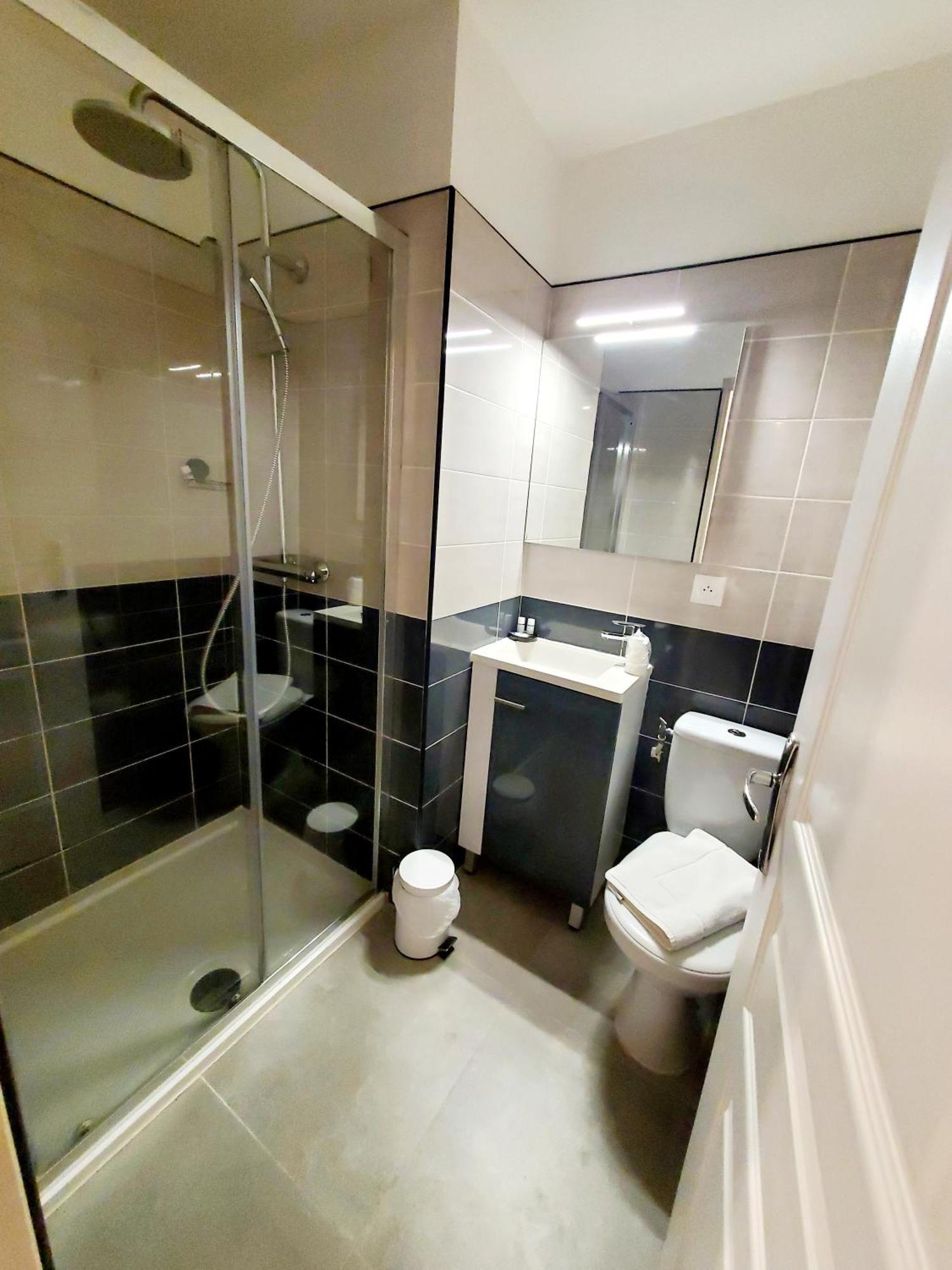 Logis Hotel Belle Etoile ヴィシー エクステリア 写真