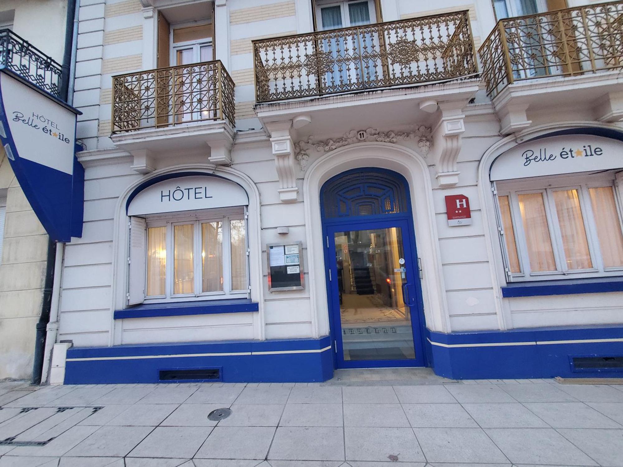 Logis Hotel Belle Etoile ヴィシー エクステリア 写真